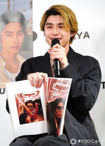 �ʐ^�W�wECHOES�i�G�R�[�Y�j�x�i���~�Ɂj�̊��s�L�O�C�x���g�O��މ�ɓo�d�����{�c���� �iC�jORICON NewS inc. 