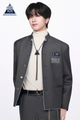 �wPRODUCE 101 JAPAN �V���E �x���K���̟N�䕖�^(C)PRODUCE 101 JAPAN 