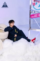 �wPRODUCE 101 JAPAN �V���E �x���K���̔q�I��(C)PRODUCE 101 JAPAN 