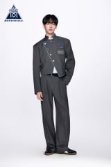 �wPRODUCE 101 JAPAN �V���E �x���K���̃A�M�i���h�E�g���X�^���E�W�F�[���X(C)PRODUCE 101 JAPAN 