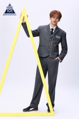 �wPRODUCE 101 JAPAN �V���E �x���K���̃��n���E�G�}�j���G��(C)PRODUCE 101 JAPAN 