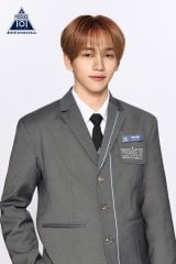 �wPRODUCE 101 JAPAN �V���E �x���K���̃��n���E�G�}�j���G��(C)PRODUCE 101 JAPAN 