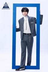 �wPRODUCE 101 JAPAN �V���E �x���K���̟N�䕖�^(C)PRODUCE 101 JAPAN 