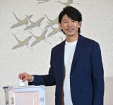 �u��51��O�c�@�c�����I���v�����O���[�f�����X�g���[�V�����L�Ҕ��\��ɓo�d�������ؒ��l (C)ORICON NewS inc. 