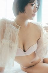 �wSPA!�f�W�^���ʐ^�W ���݂ۂ�u�X�K�[���̃w���V�[BODY�v�x��:�T��SPA!�ҏW�� �B�e:�����S 