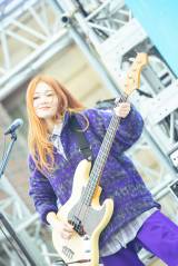 �w���j�t!���C�u 2026�x�ɏo������SHISHAMO(�摜��:���j�o�[�T���E�X�^�W�I�E�W���p��) 