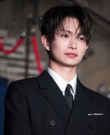 �f��w����x�J�[�y�b�g�A���C�o���ɓo�ꂵ���j�[�i (C)ORICON NewS inc. 