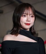 �f��w����x�J�[�y�b�g�A���C�o���ɓo�ꂵ��ꎓ����q (C)ORICON NewS inc. 