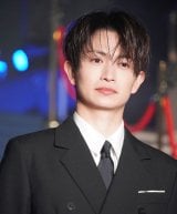 �f��w����x�J�[�y�b�g�A���C�o���ɓo�ꂵ���j�[�i (C)ORICON NewS inc. 