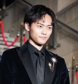 �f��w����x�J�[�y�b�g�A���C�o���ɓo�ꂵ�����R�ċM (C)ORICON NewS inc. 