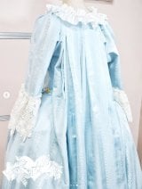 �J�[�e���̒[�؂�ō�����u18���I�����[�u�E�A�E���E�t�����`�F�[�[�v������(�摜��@aigatajotei) 