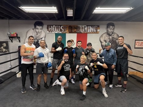 �I�[�X�g�����A�Ńv���{�N�T�[�f�r���[����R�{���J 