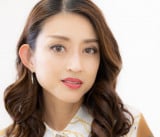 2���̕�E����^��A����g�S�̃p���c���h�b�����ɏ̎^�̐��u���킢���v�u�ʔ������z�v�u�f���炵���A�C�f�B�A�v 