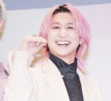 �f��w����:�����`����߂���^���̐Ԃ����`�x��q�b�g��畑�䂠�����ɓo�d����Snow Man�E���v�ԑ�� (C)ORICON NewS inc. 