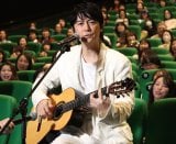 �f��wFUKUYAMA MASAHARU LIVE FILM@NAGASAKI ���� �����Ƃ��̌��ɂȂ����Ă����񂾁x�̏������䂠�����ɓo�d�������R�뎡 (C)ORICON NewS inc. 