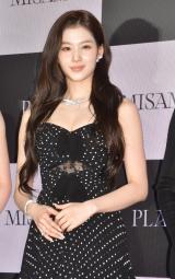 �uMISAMO 1st Listening Party �wPLAY�x�v�ɓo�ꂵ��MISAMO��SANA(C)ORICON NewS inc. 