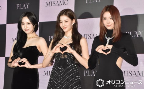 �uMISAMO 1st Listening Party �wPLAY�x�v�ɓo�ꂵ��MISAMO�iMINA�ASANA�AMOMO�j �iC�jORICON NewS inc. 