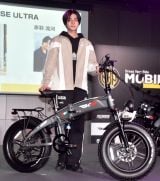 �w���F���Y���M���o���x�ԉH���́AE-Bike�Łg���C�_�[�h�ɕϐg 