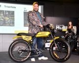 �d���A�V�X�g���]�ԁwMOBIPARK�u�����h�E�V���i���\��x�ɓo�d�������� (C)ORICON NewS inc. 