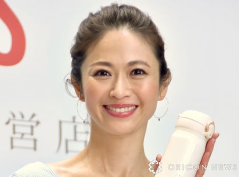 ����Ђ�q �iC�jORICON NewS inc. 