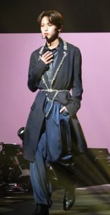 �wTBS AKASAKA COLLETION produced by TGC�x2���ɓo�ꂵ��ISAAC (C)ORICON NewS inc. 