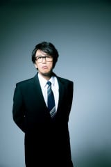 �������K 