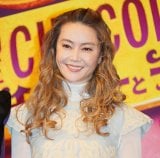 �~���[�W�J���w�`���[���[�ƃ`���R���[�g�H��x���씭�\�L�҉�ɓo�d�����ό����肳 (C)ORICON NewS inc. 