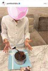 �ߗR���q�u���N�̃o�����^�C���͑��q�ɃT�v���C�Y�ŃS�W���`���R�P�[�L�𑡂�܂����v(�ʐ^�̓C���X�^�O���� @yumikoshaku ���) 