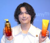 ���m�Ƃ̃G�s�\�[�h���I����SixTONES�E�����k�l=�V�_���[�W�w�A�P�A�u�����h�uanummy(�A�j���~�[)�v���\��(C)ORICON NewS inc. 