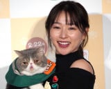 �Z�u���C���u���w�ɂ�񂱔���!�x�V���i���\��E���H��ɓo�d����������ގq (C)ORICON NewS inc. 