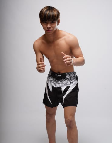 �������D 