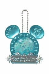 �u�����f�B�Y�j�[�V�[25���N�g�X�p�[�N�����O�E�W���r���[�h�v����O�b�Y(C)Disney 