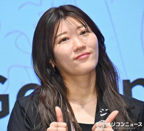 �q�R���q�[ �iC�jORICON NewS inc. 