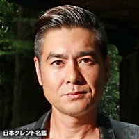 �{���s��Y