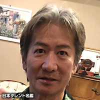 ����T���Y