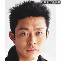 ���J����