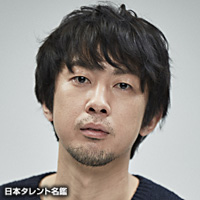 �������C