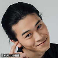 ���c����