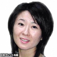 ���{���b