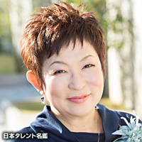 �e�c����q